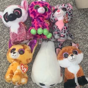 6 beanie boos